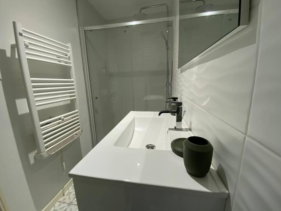 Maison 6 Personnes-Clim-Wifi-Proche Centre Ville Carcassonne Eksteriør bilde